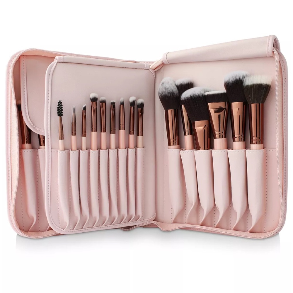 NEW Luxie 30 Piece Brush Set - Rose Gold (New in Box)